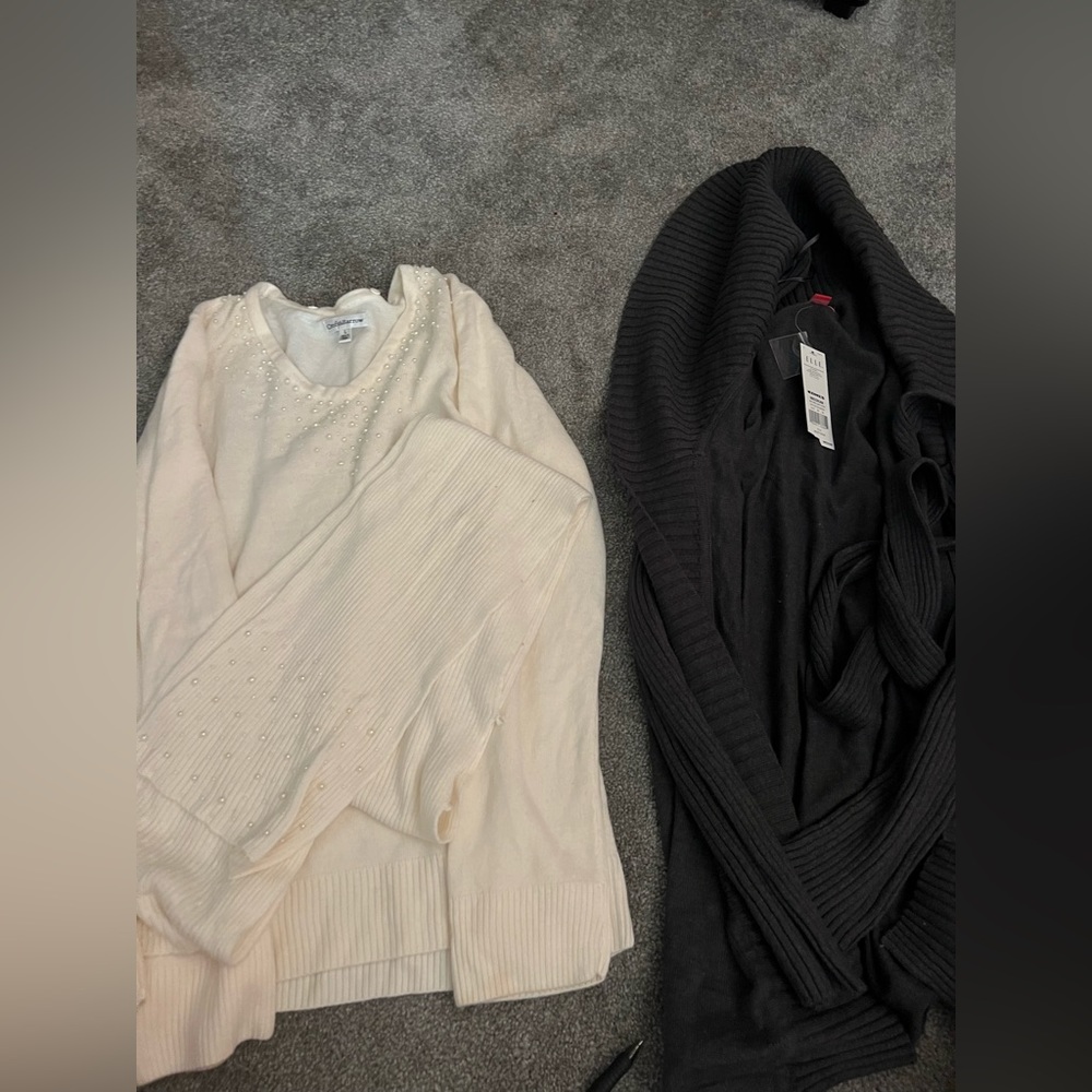 Elle Gray Long Tie cardigan NWT Size Medium